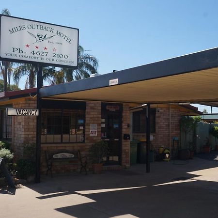 Miles Outback Motel Exterior foto
